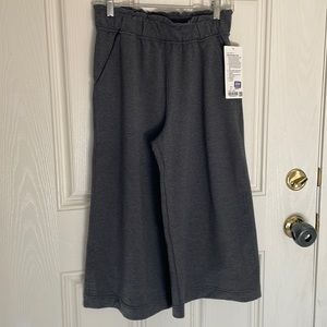 NWT Sunday crops